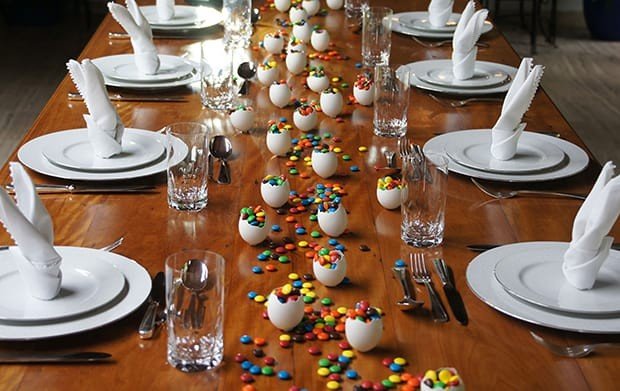 decorac a o de mesa com confetes de chocolate para pa scoa